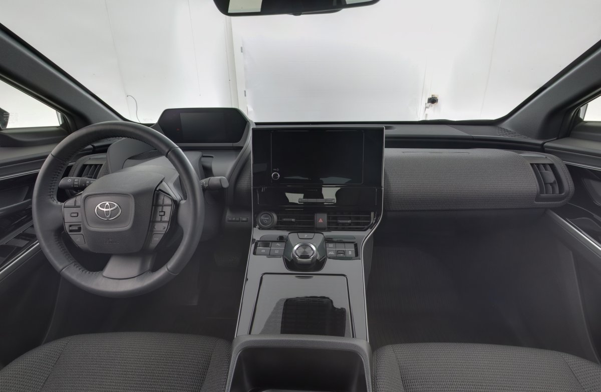 Toyota bZ4X Active AWD 2023, kuva 7/22