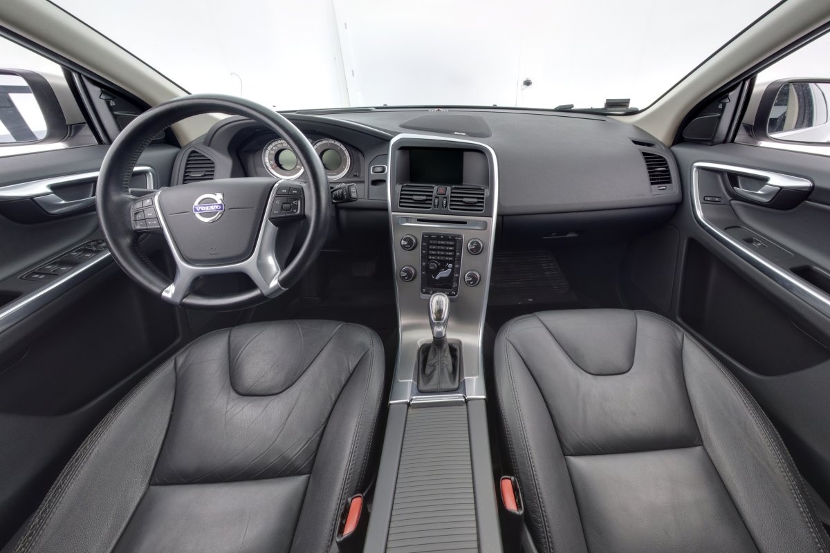 Volvo XC60 D5 AWD Summum aut 2013, kuva 7/22