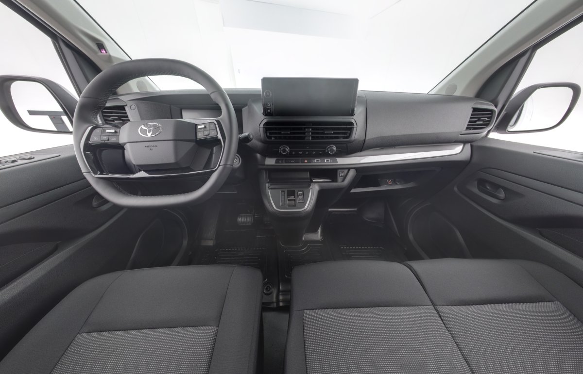 Toyota Proace L2 Comfort 75 kWh 5-ovinen 2025, kuva 7/22