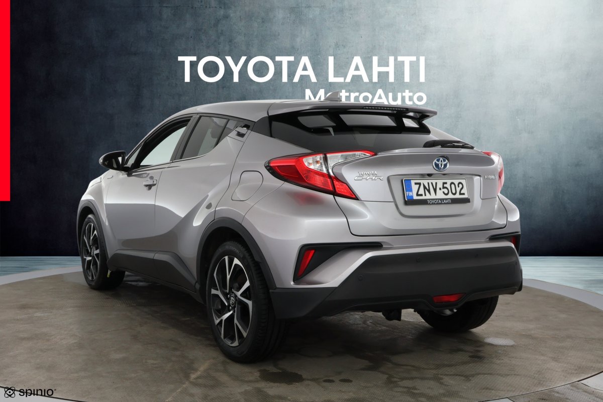 Toyota C-HR 1,8 Hybrid Style 2018, photo 2/58