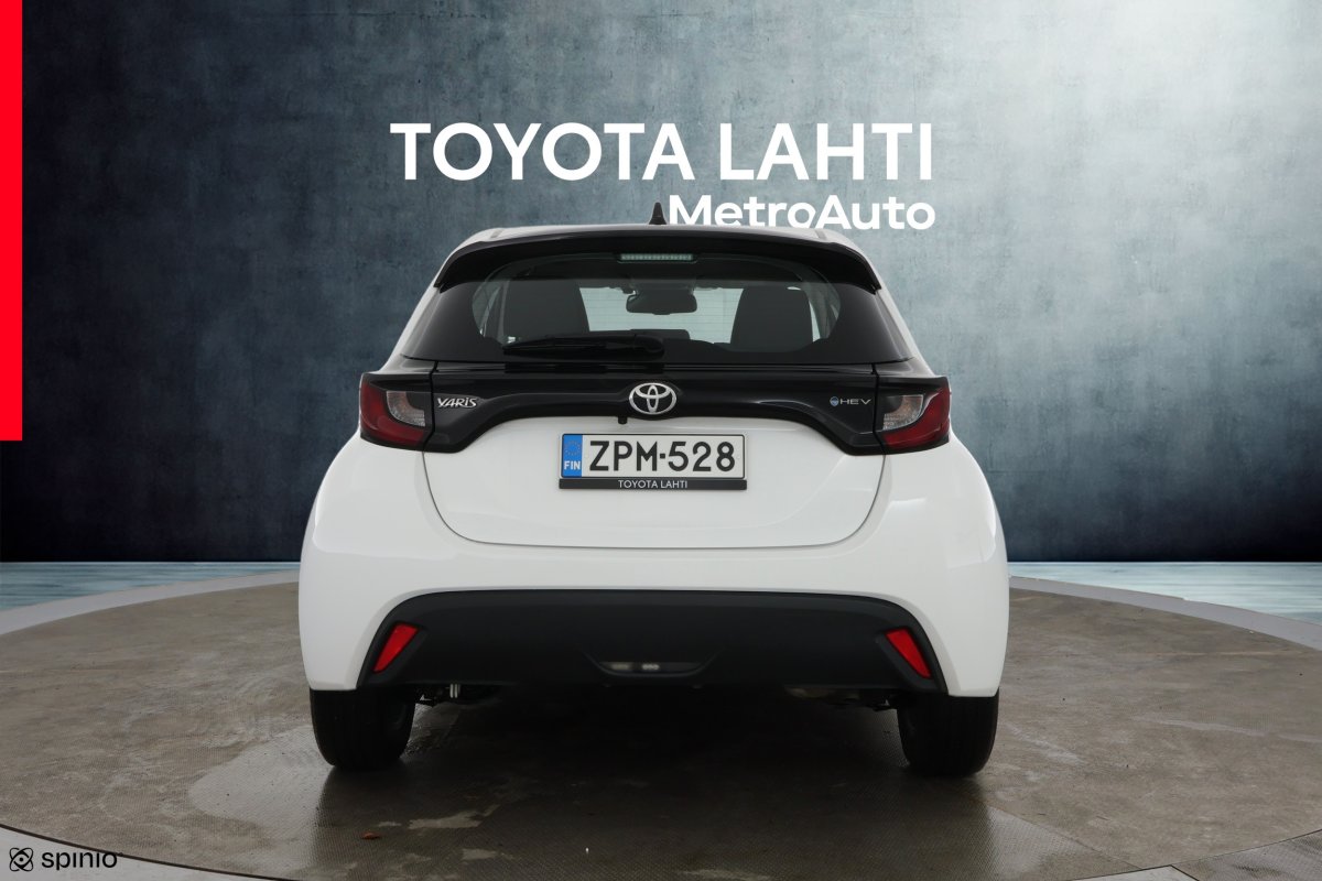 Toyota Yaris 1,5 Hybrid 116 Intense 2025, kuva 4/56